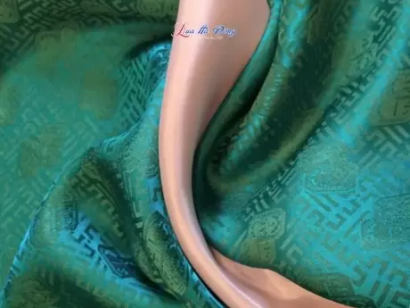 Alternative view of Vải Áo Lụa Hà Đông Song Thọ xanh 3.7m MNV-LNL130-3