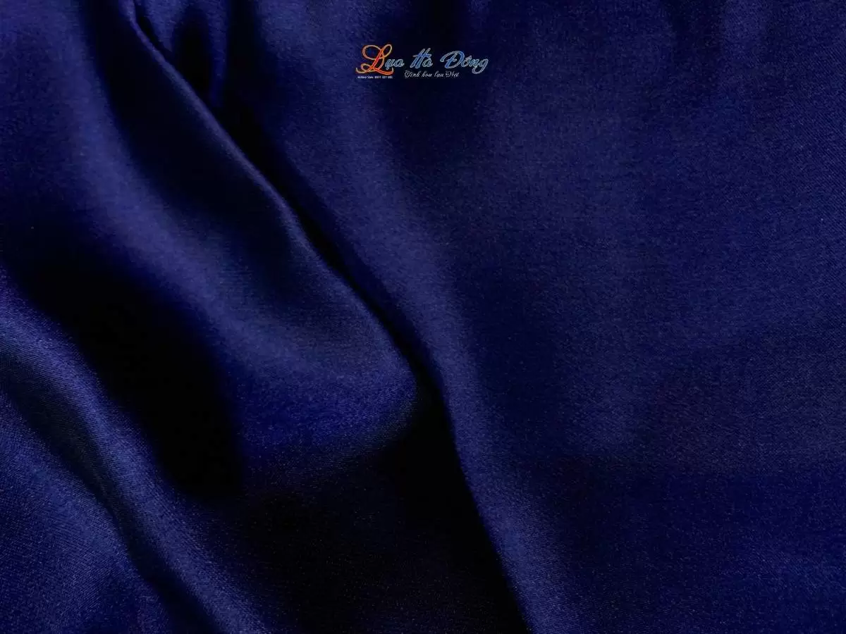Vải lụa satin trơn tím than 3.7m khổ 90 MNV-LTA37/3