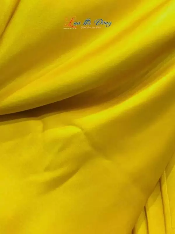 Vải lụa satin trơn vàng tươi 2.3m khổ 90cm