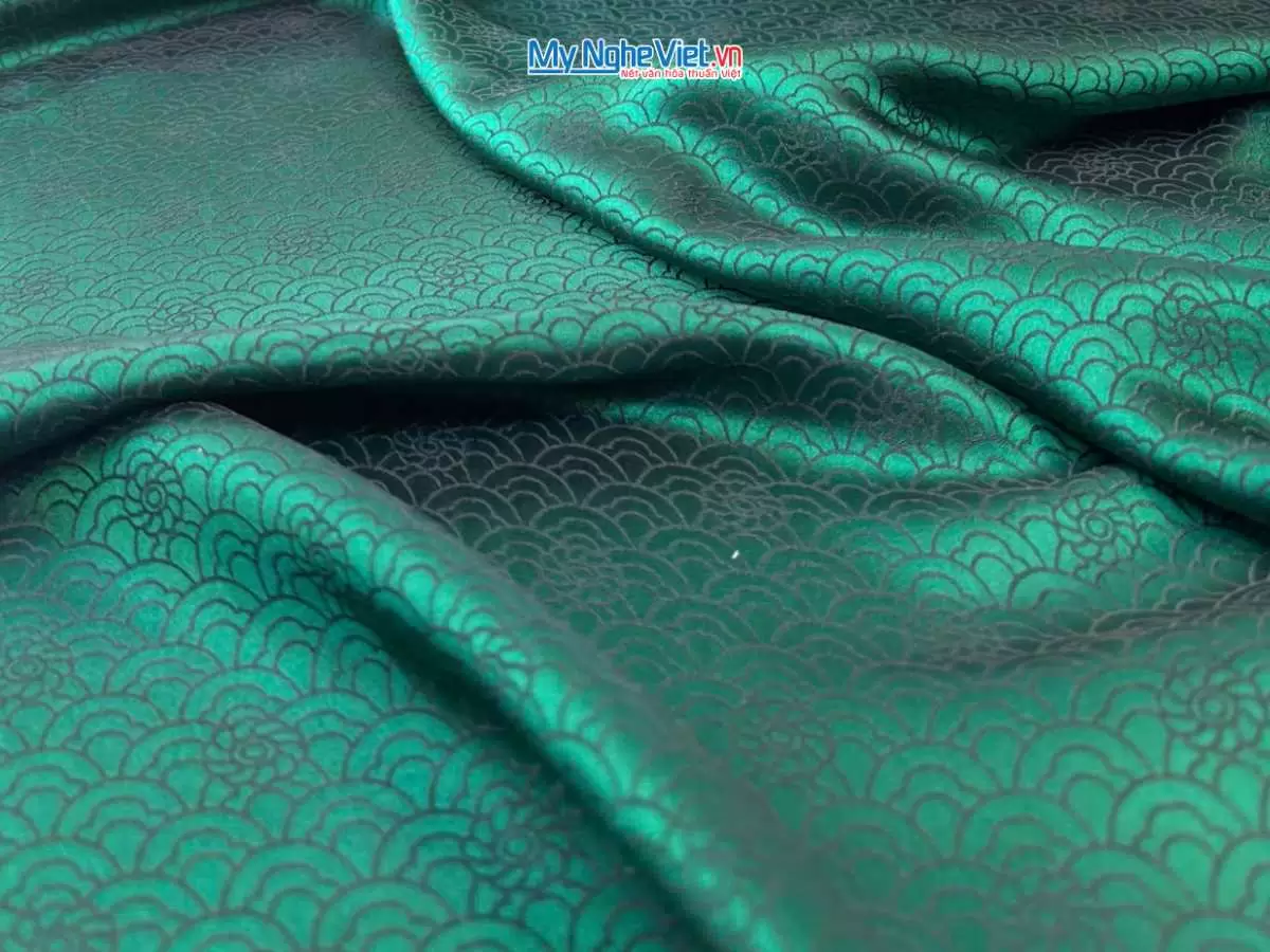 Vải áo lụa sóng mây xanh lá 3.7m LHD97-2.1 - Ảnh 2