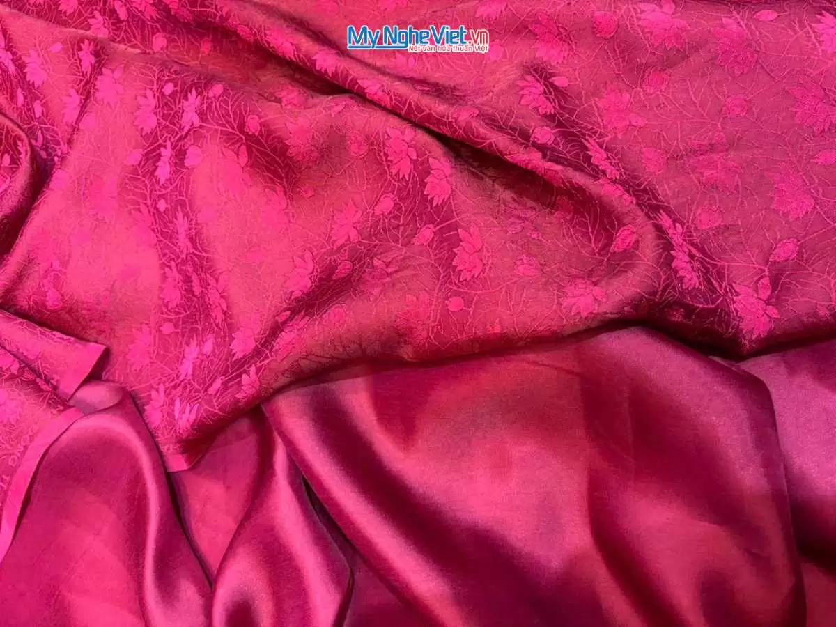 Vải Lụa HĐ sen dây đỏ mận 3.7m MNV-LHD37/29 - Ảnh 2