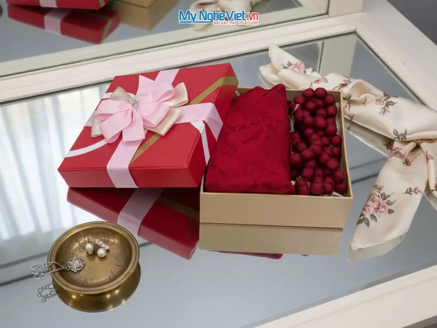 Bộ quà tặng băng đô lụa và vòng cổ lụa tơ tằm