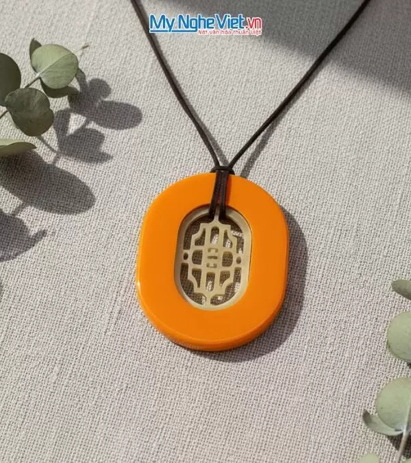 Quà tặng mặt dây sừng