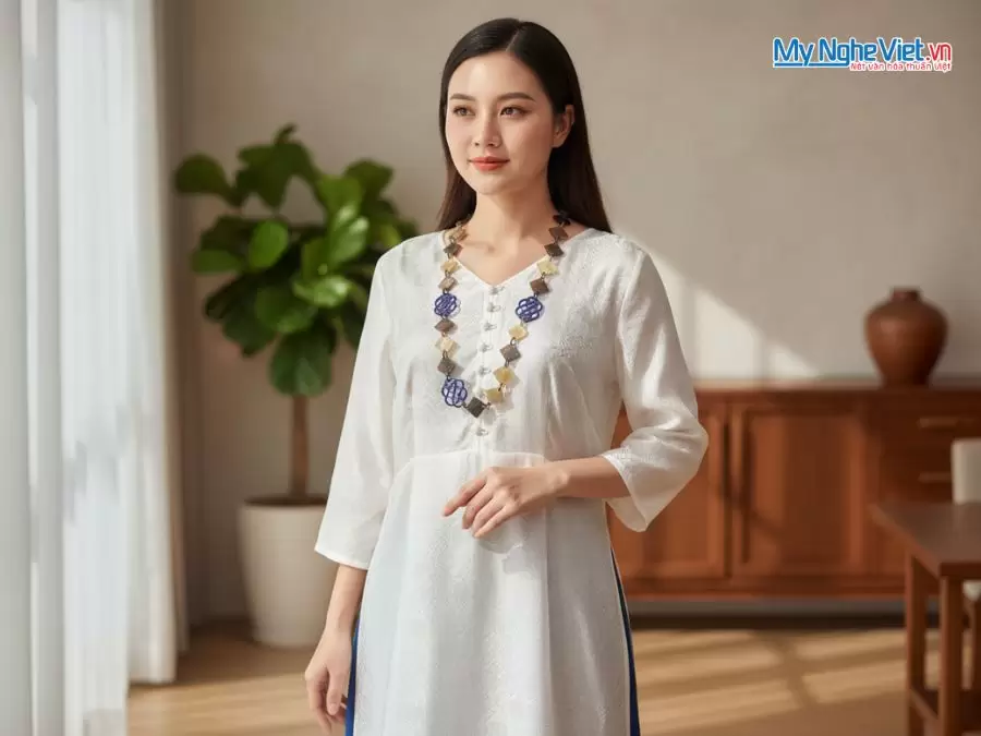 Bộ quà tặng vòng cổ sừng