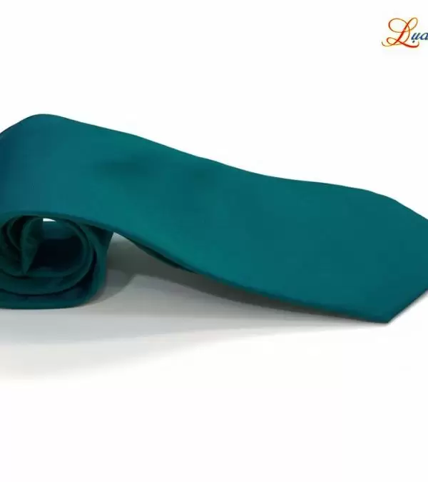 Cà vạt lụa tơ tằm trơn màu xanh lá