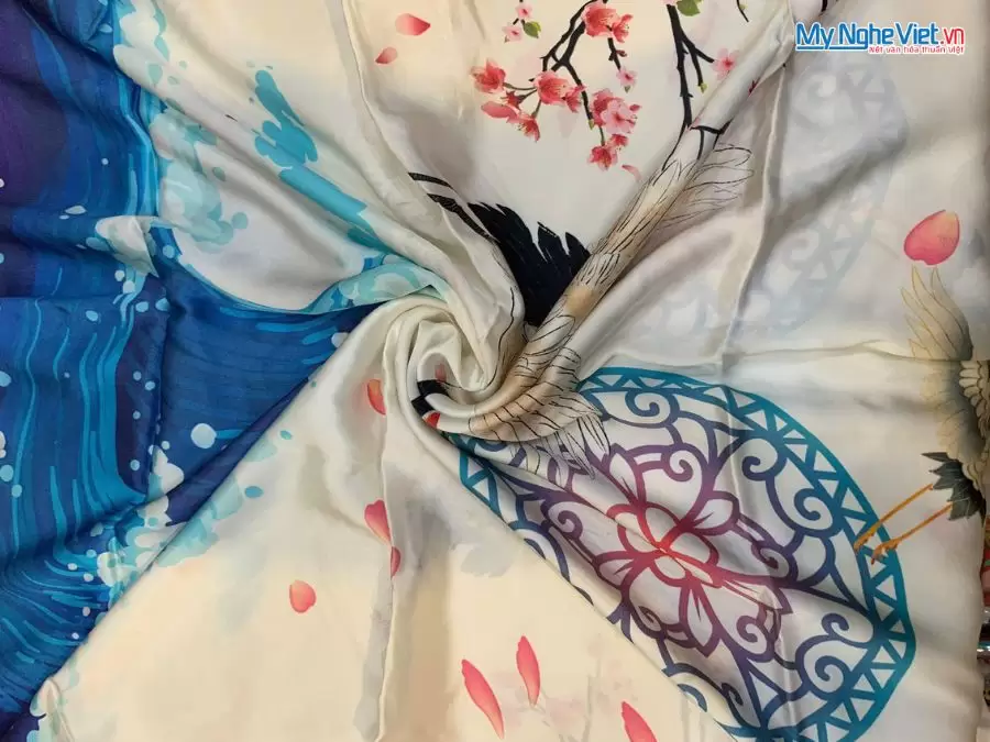 Khăn Lụa Tơ Tằm 100% Silk In Họa Tiết Nghệ Thuật
