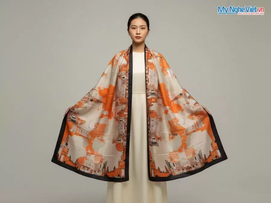 Khăn Lụa Tơ Tằm 100% Silk In Họa Tiết Nghệ Thuật