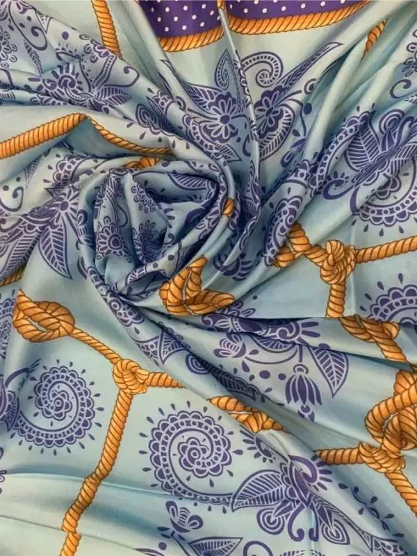 Khăn lụa tơ tằm in họa tiết nghệ thuật