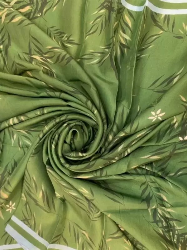 Khăn lụa tơ tằm in họa tiết nghệ thuật