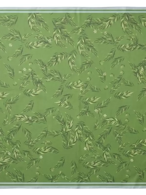 Khăn lụa tơ tằm in họa tiết nghệ thuật