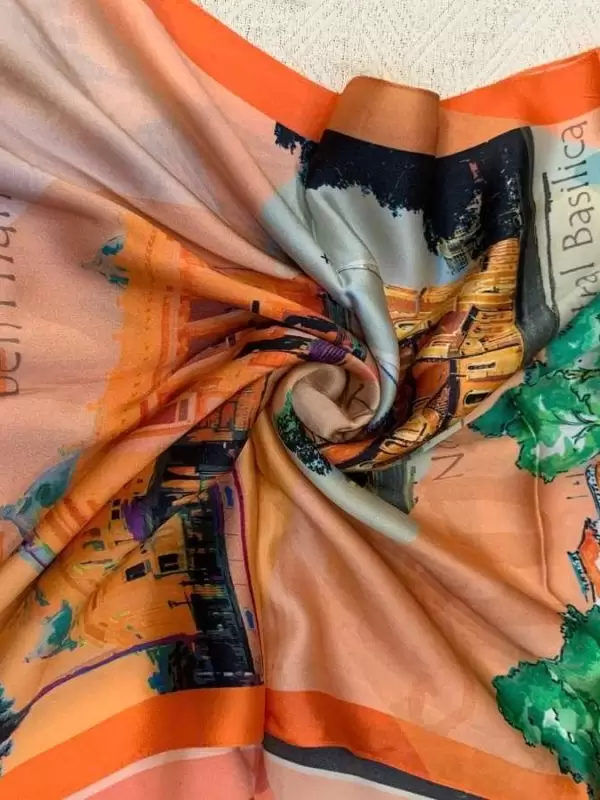 Khăn lụa tơ tằm in họa tiết nghệ thuật cao cấp