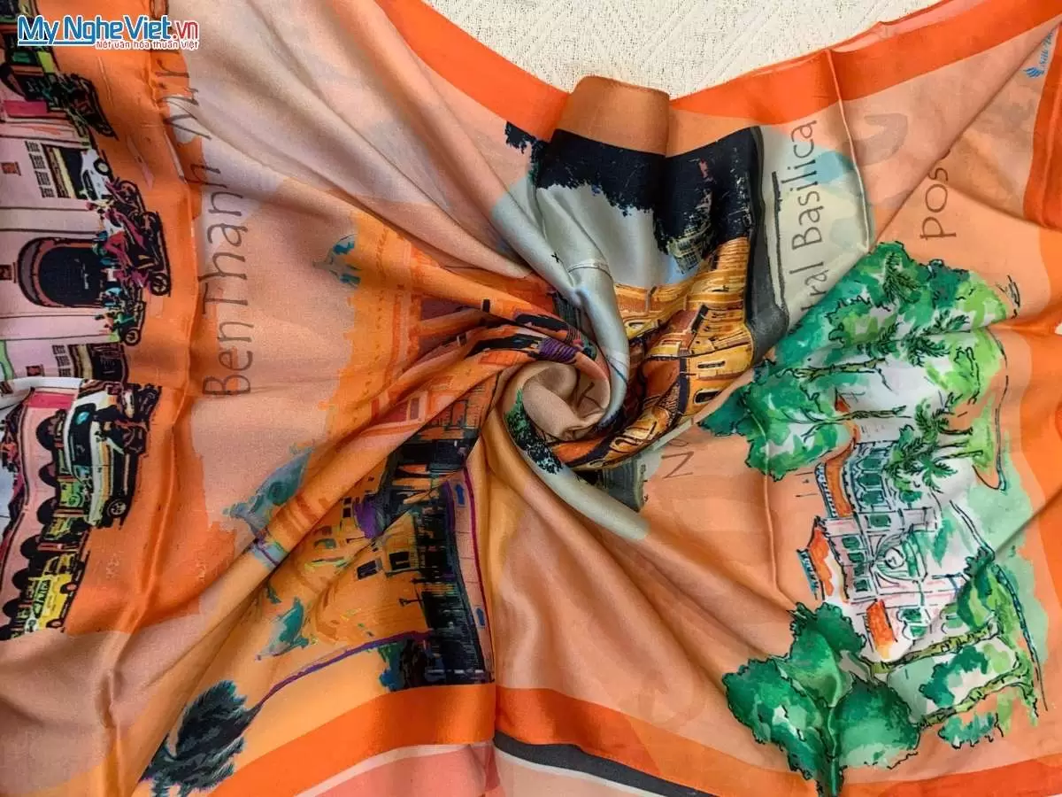 Khăn lụa tơ tằm in họa tiết nghệ thuật cao cấp