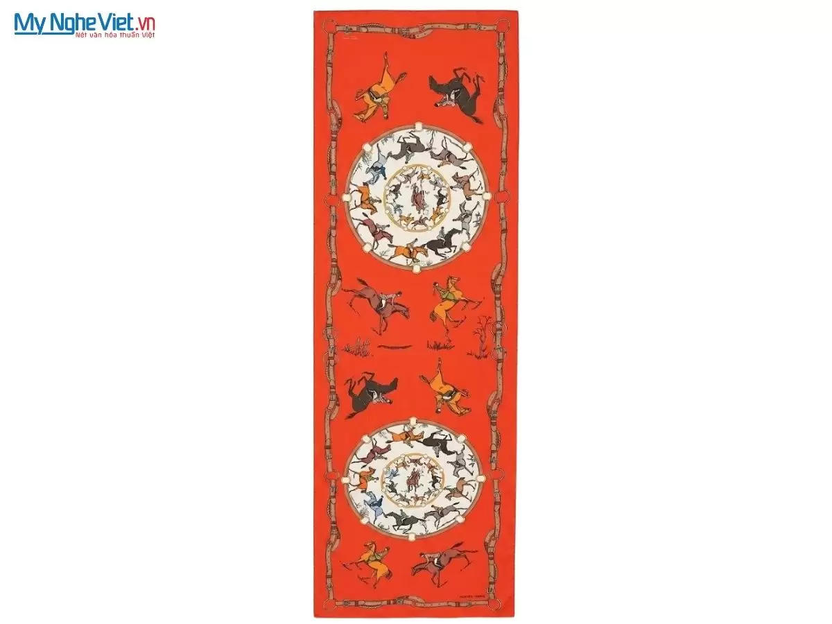 Khăn lụa tơ tằm in họa tiết nghệ thuật cao cấp