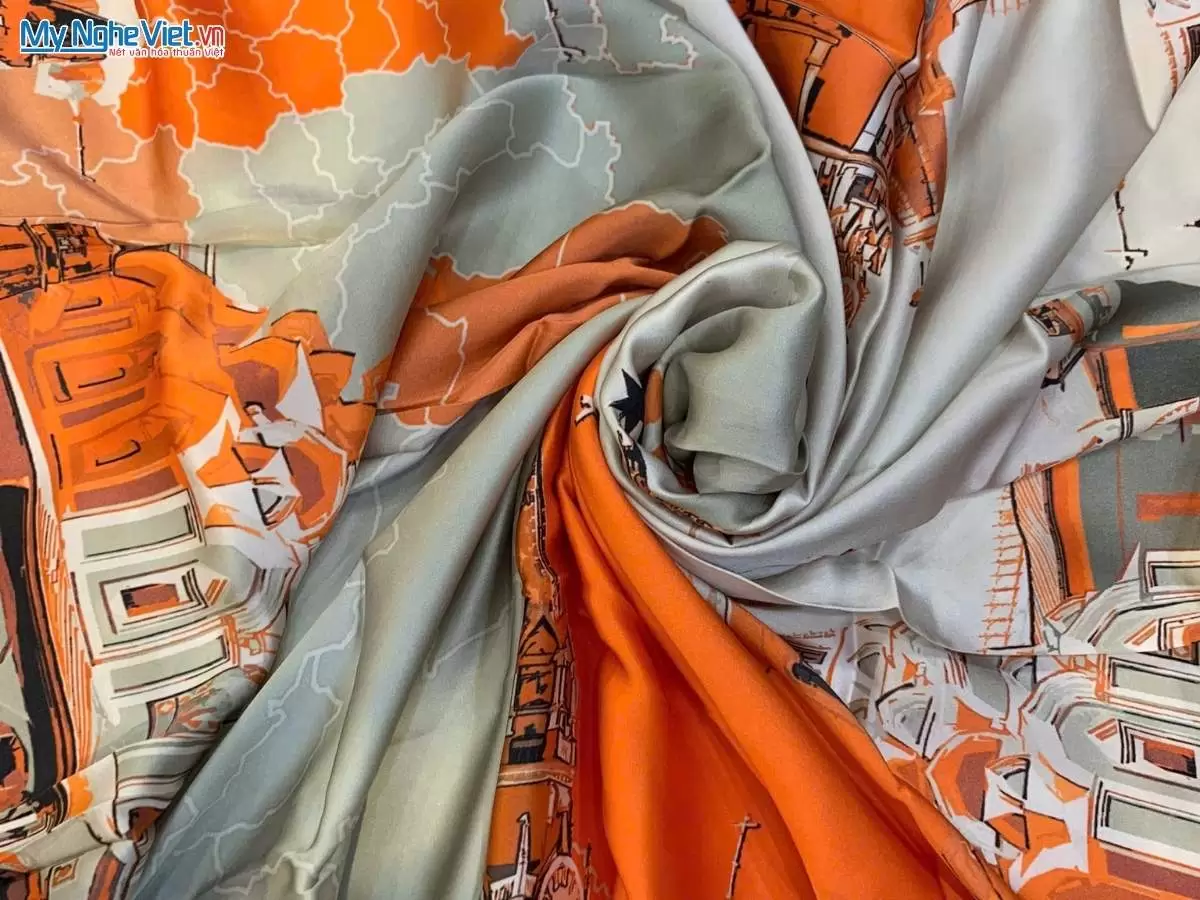 Khăn lụa tơ tằm in họa tiết nghệ thuật