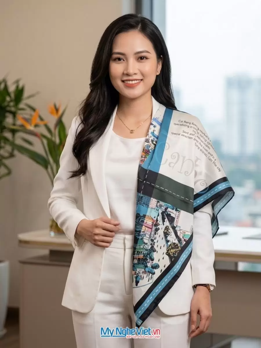 Khăn lụa tơ tằm in họa tiết nghệ thuật cao cấp