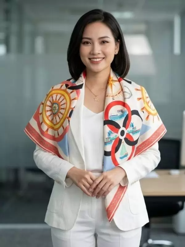 Khăn lụa tơ tằm in họa tiết nghệ thuật