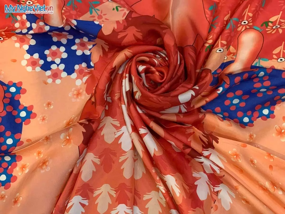 Khăn lụa tơ tằm in họa tiết nghệ thuật