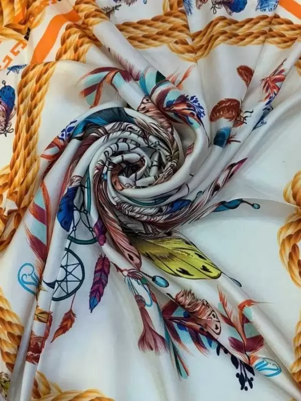 Khăn lụa tơ tằm in họa tiết nghệ thuật