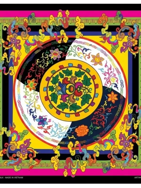 Khăn lụa tơ tằm in họa tiết nghệ thuật