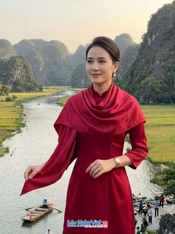 Khăn lụa Hà Động họa tiết cá sen 100% silk đỏ đậm 110x110 KLNL0001-2