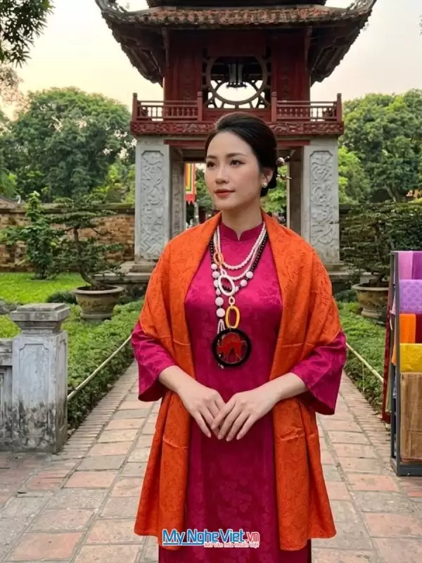Khăn lụa vân cổ cam cháy Hà Đông 100% silk 36x180cm KLNL36