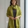 Khăn lụa tơ tằm trơn 100% silk màu xanh rêu