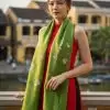 Khăn lụa tơ tằm vẽ tay hoa đào tua rua