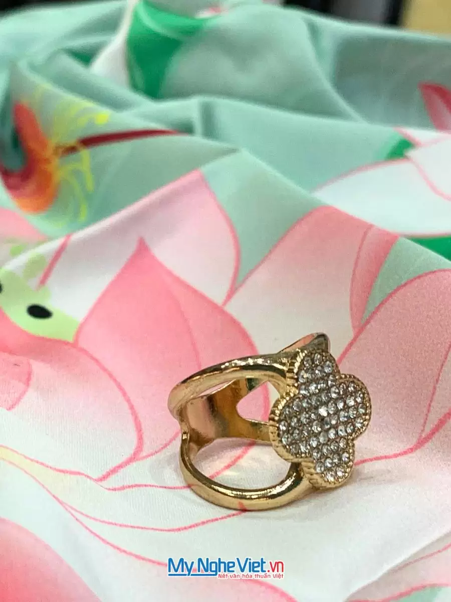 Khăn Lụa Tơ Tằm In Họa Tiết 100% Silk Nhiều Mẫu KLPM88 - Ảnh 12