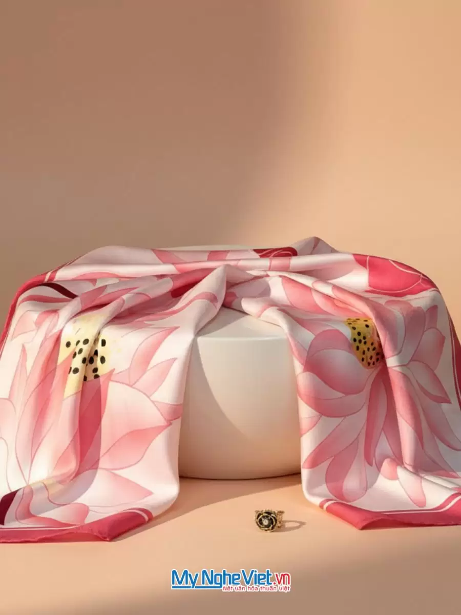 Khăn Lụa Tơ Tằm In Họa Tiết 100% Silk Nhiều Mẫu KLPM88 - Ảnh 4