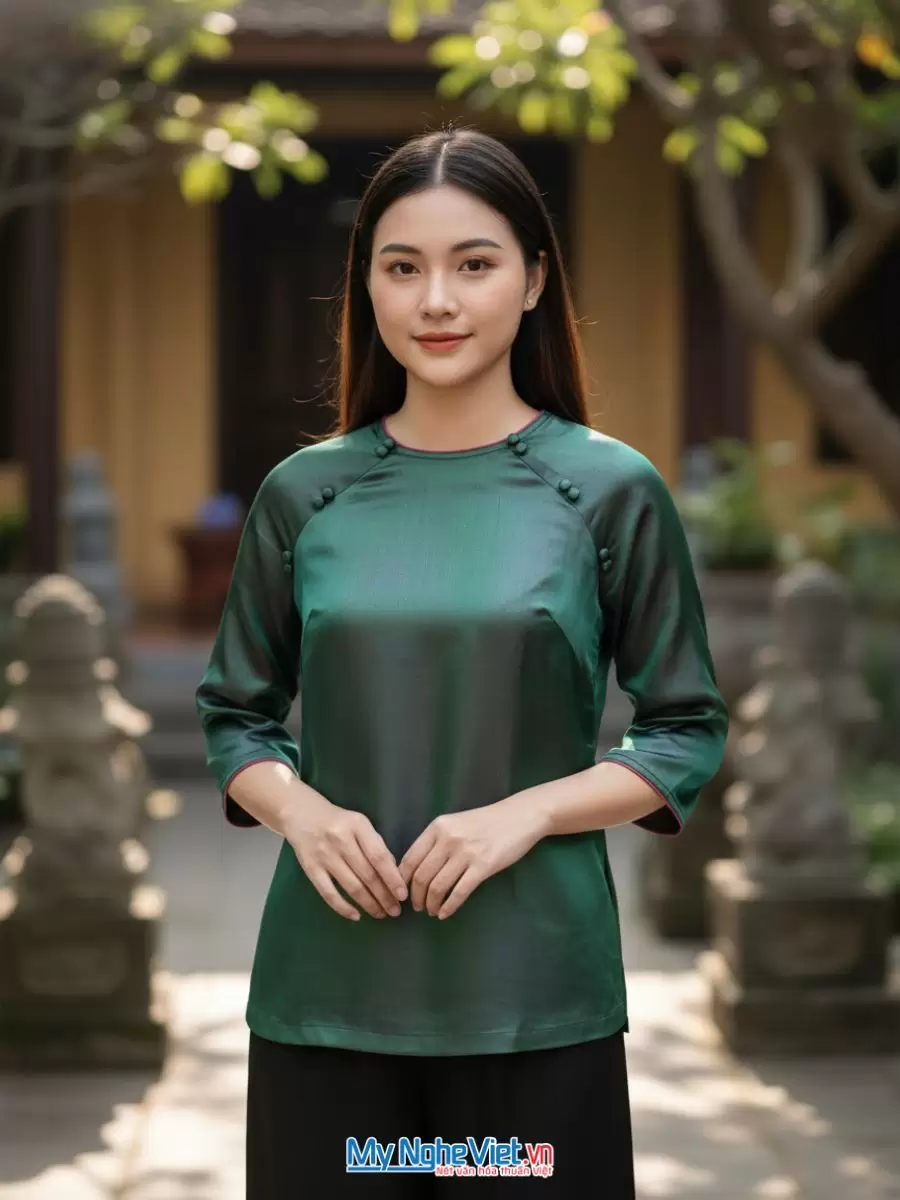 Áo lụa tơ tằm may sẵn họa tiết trơn
