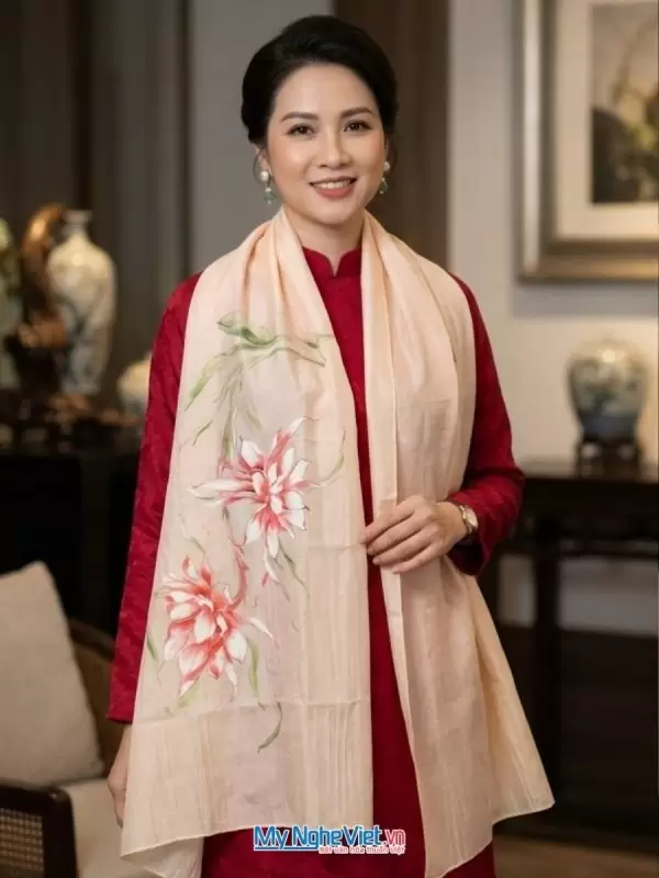 Khăn lụa tơ tằm vẽ tay cao cấp 100% silk