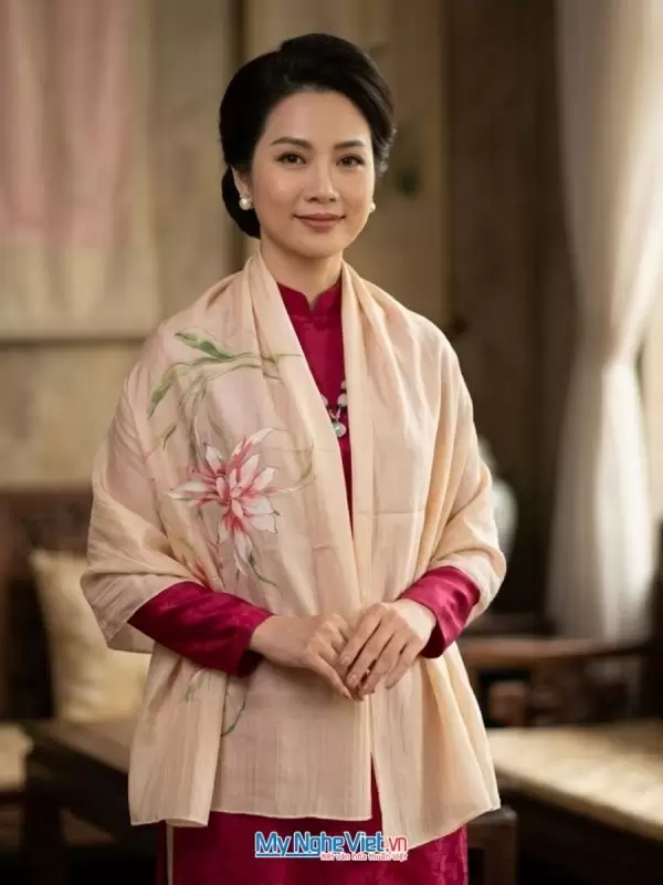 Khăn lụa tơ tằm vẽ tay cao cấp 100% silk