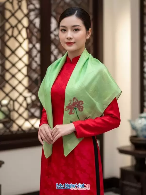 Khăn lụa tơ tằm vuông vẽ tay hoa nhiều mẫu
