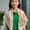 Khăn lụa tơ tằm vuông vẽ tay hoa nhiều mẫu
