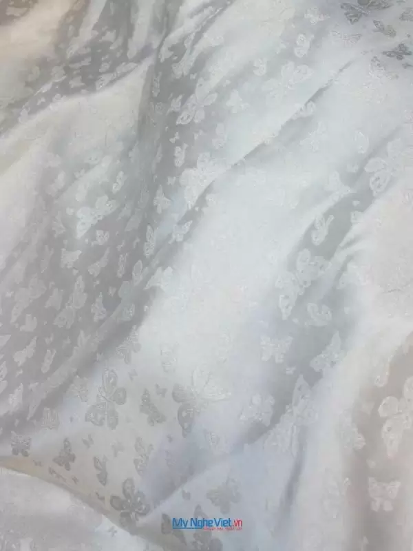 Alternative view of Vải Lụa Hà Đông Hồ Điệp Trắng khổ 90cm (3.7m)