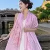 Khăn lụa tơ tằm vẽ tay chợ Bến Thành cao cấp